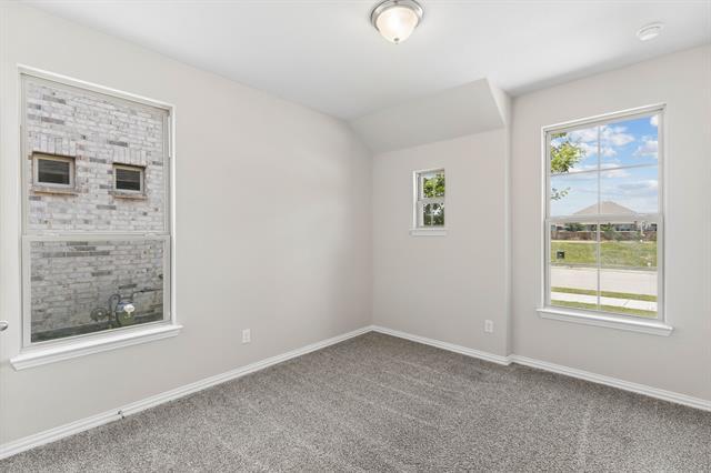 Building Photo - 1104 Milfoil Dr