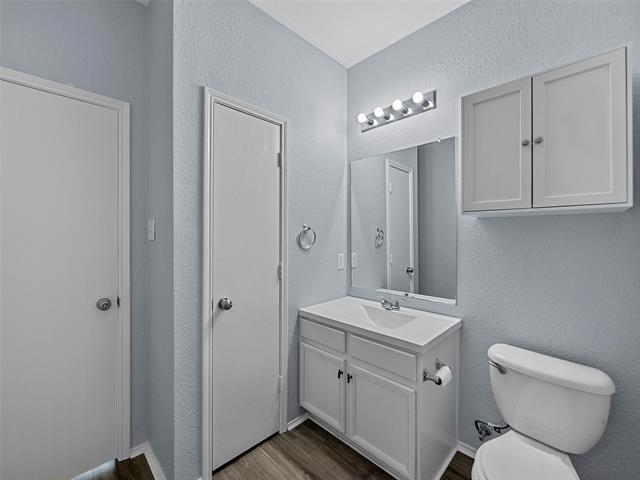 Building Photo - 907 Jamie Dr