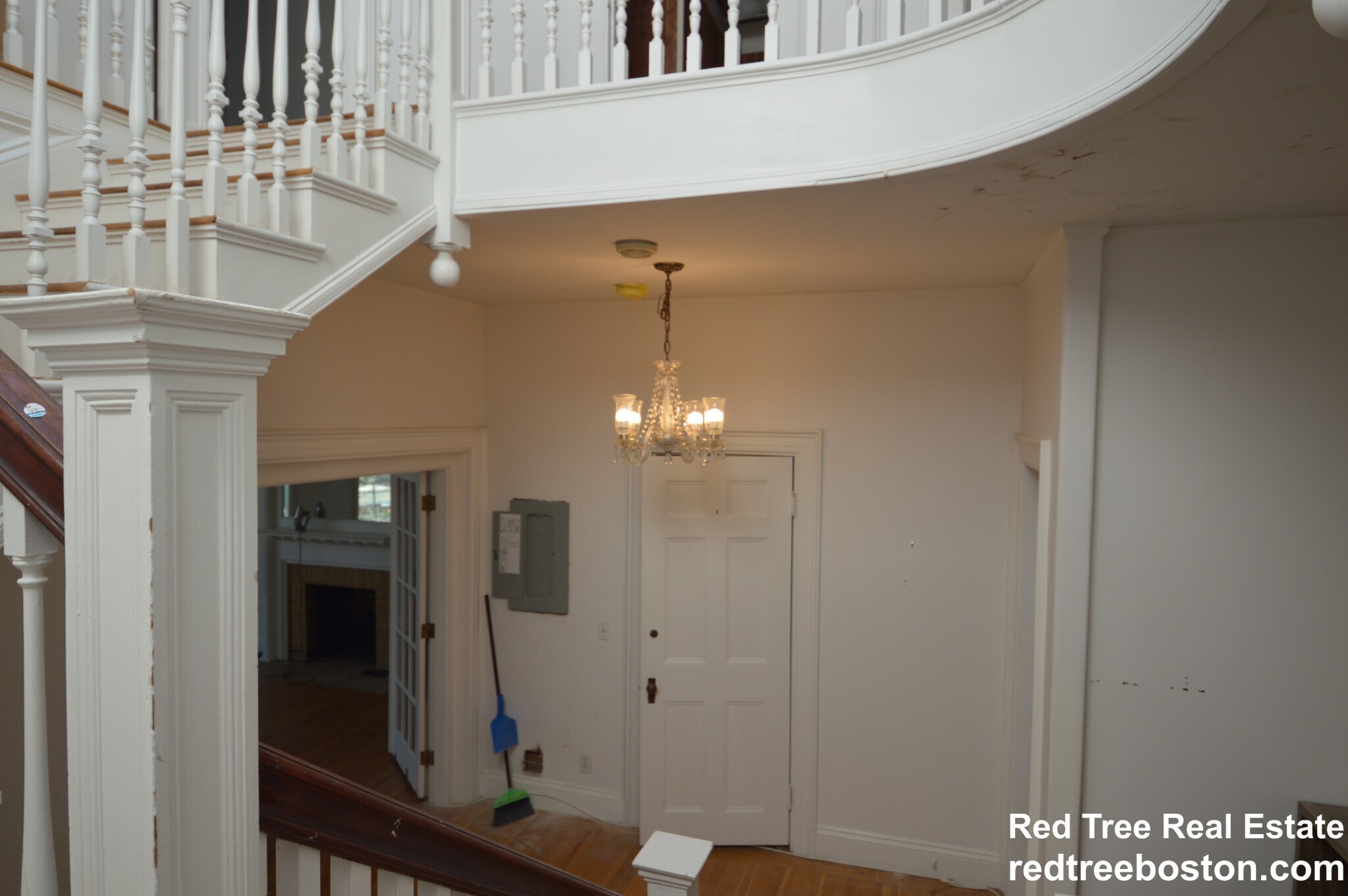 Building Photo - 1726 Beacon St