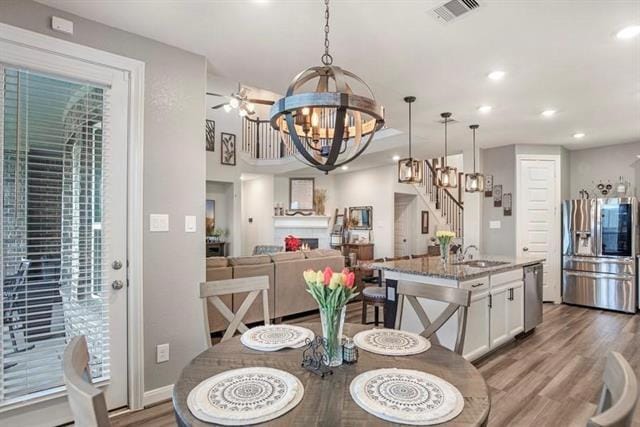 Building Photo - 13814 Russell Ct