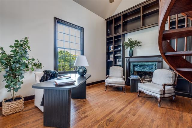 Building Photo - 3400 Shenandoah St