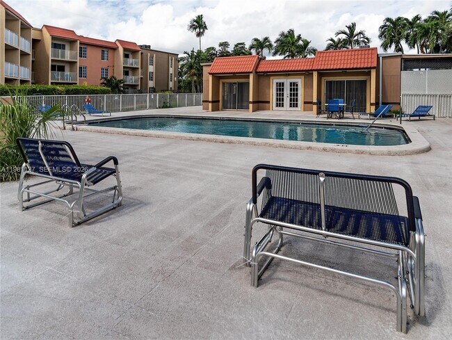 Building Photo - 4800 NW 79th Ave