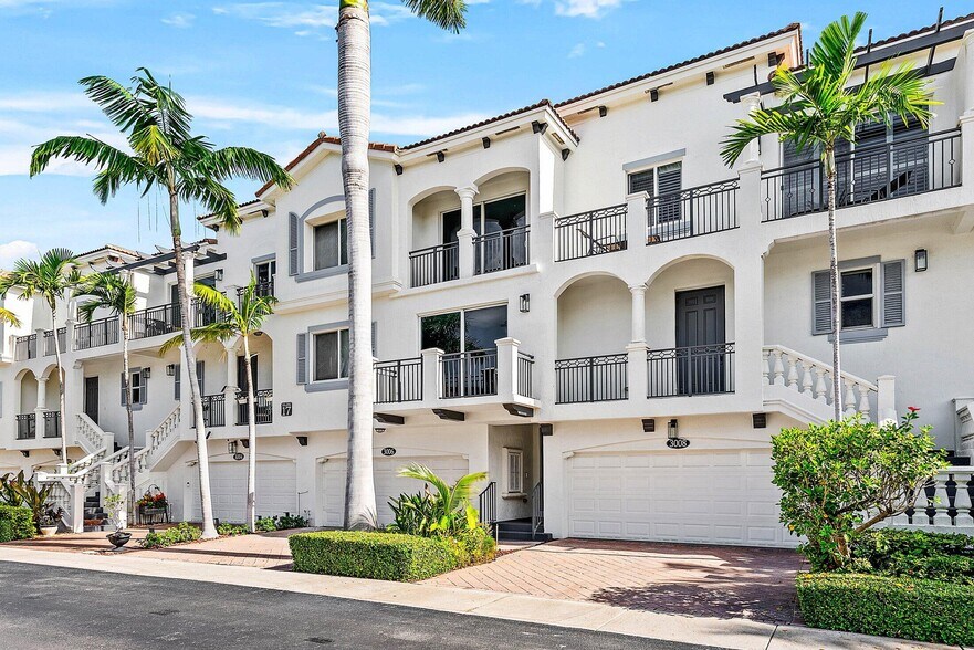Building Photo - 3006 Waterside Cir