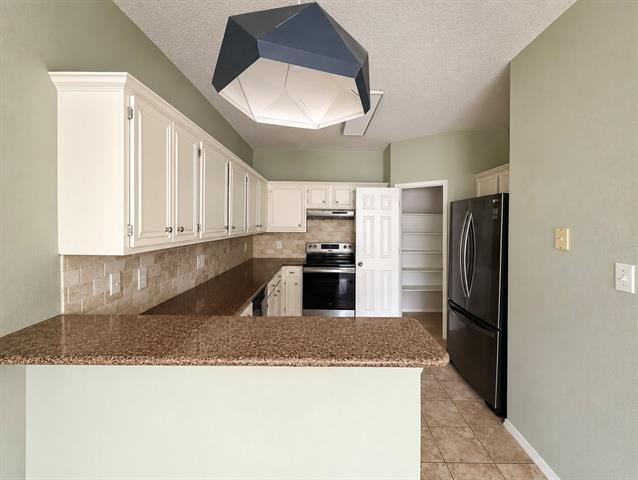 Building Photo - 7900 Squire Ln