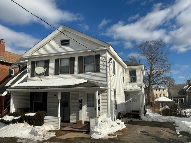 Building Photo - 160 S Main St