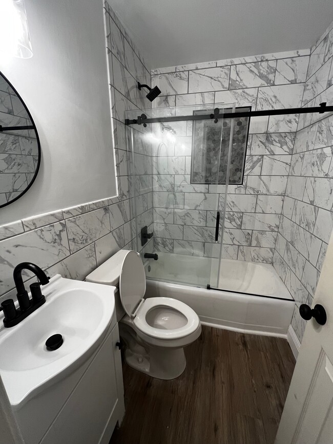 Building Photo - 6650 Zeigler Blvd