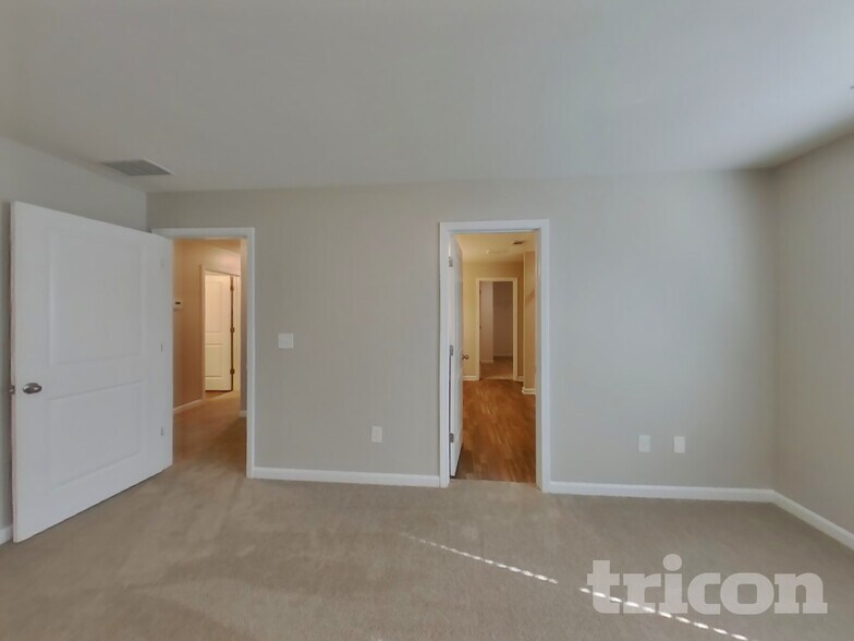 Building Photo - 48 Jacob Ct