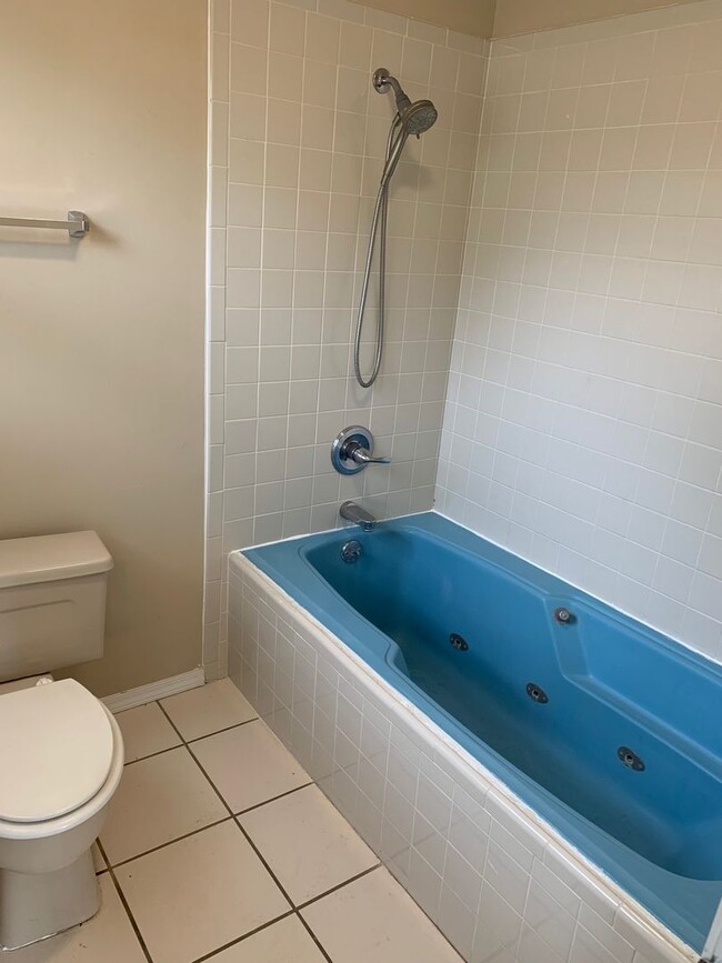 Building Photo - 4612 Buffalo Trail