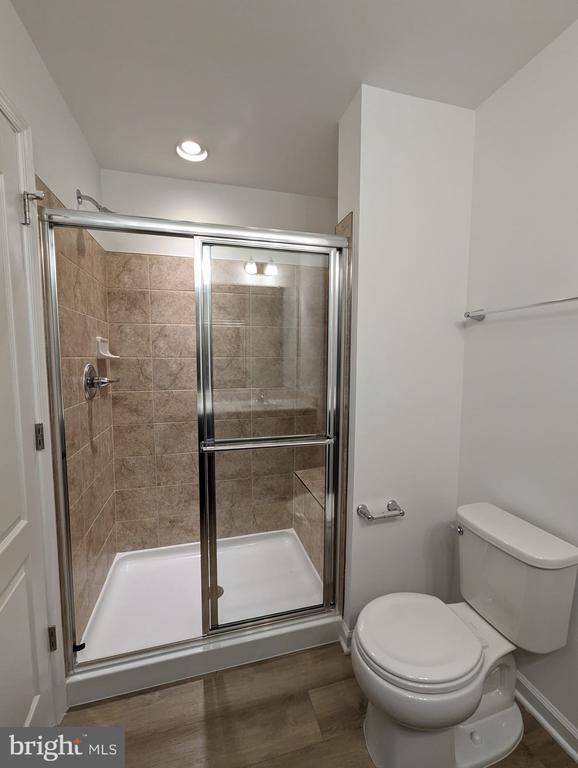 Building Photo - 241 Hillsdale Pl