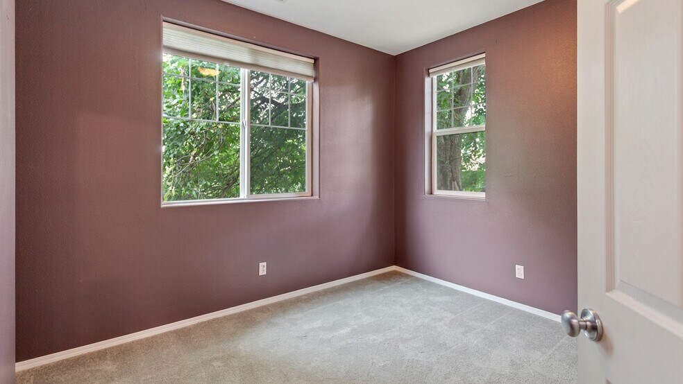 Building Photo - 17387 SW Novato Ln