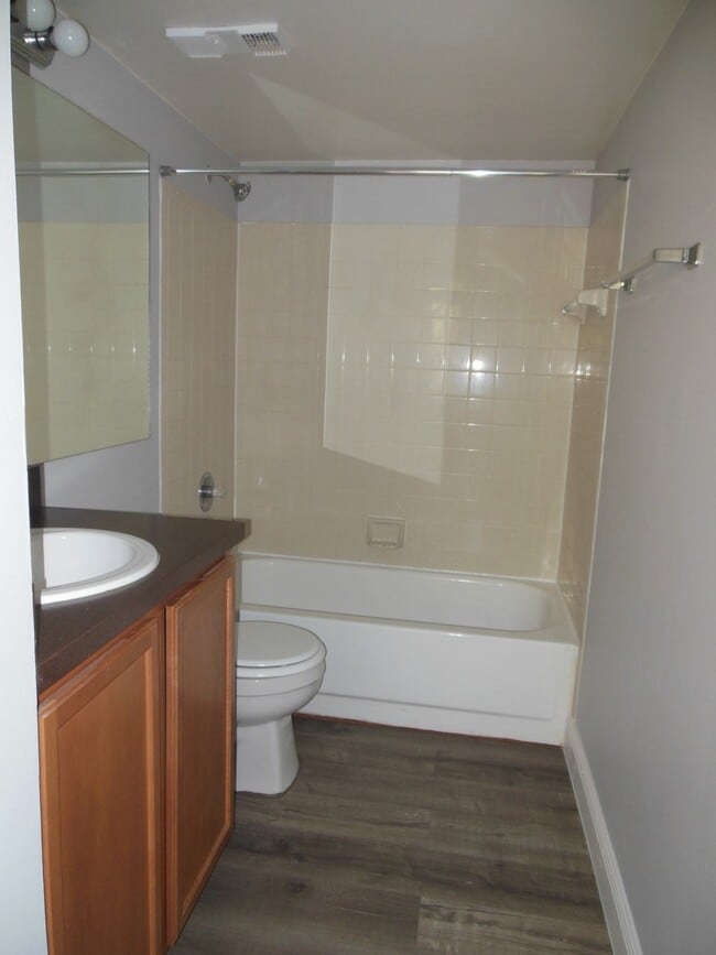 Building Photo - TWO BEDROOM TWO BATHROOM! WATERFRONT COMMUNITY