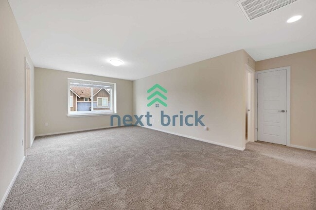 Building Photo - Spacious 3-Bedroom Lynnwood Retreat with 2230 sqft of Comfort!