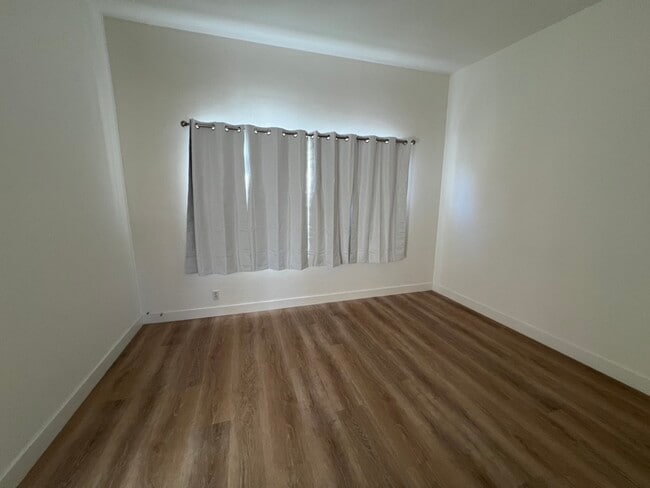 Building Photo - 11333 Venice Blvd