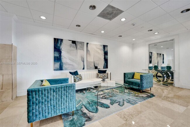 Building Photo - 209 N Fort Lauderdale Beach Blvd