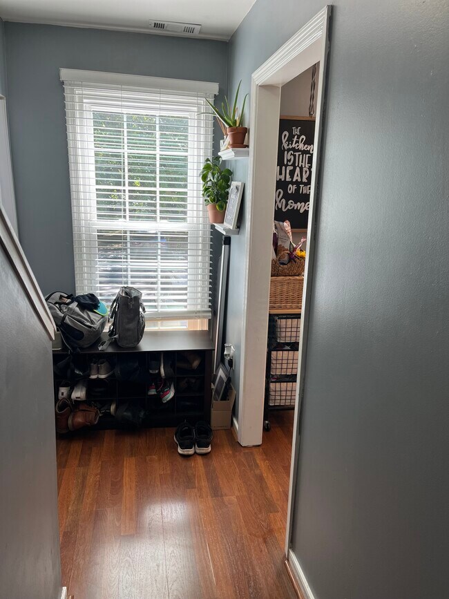 Building Photo - 2514 Thicket Greene
