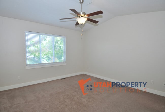 Building Photo - 1752 Winford Dr