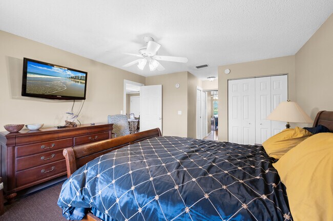Building Photo - 13771 Via Aurora