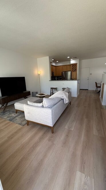 Building Photo - 8382 E Truckee Way