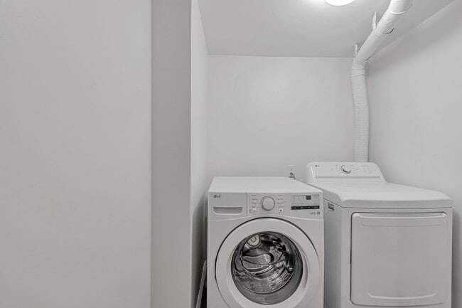 Building Photo - Charming Four Bedroom Home in Potrero Hill...