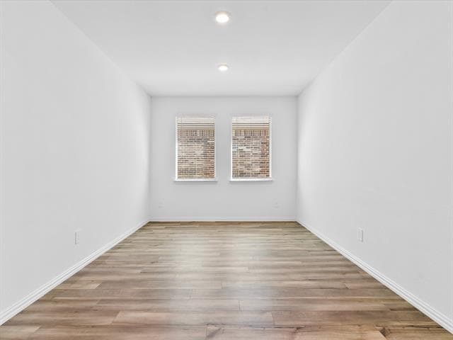 Building Photo - 2525 Starwater Dr