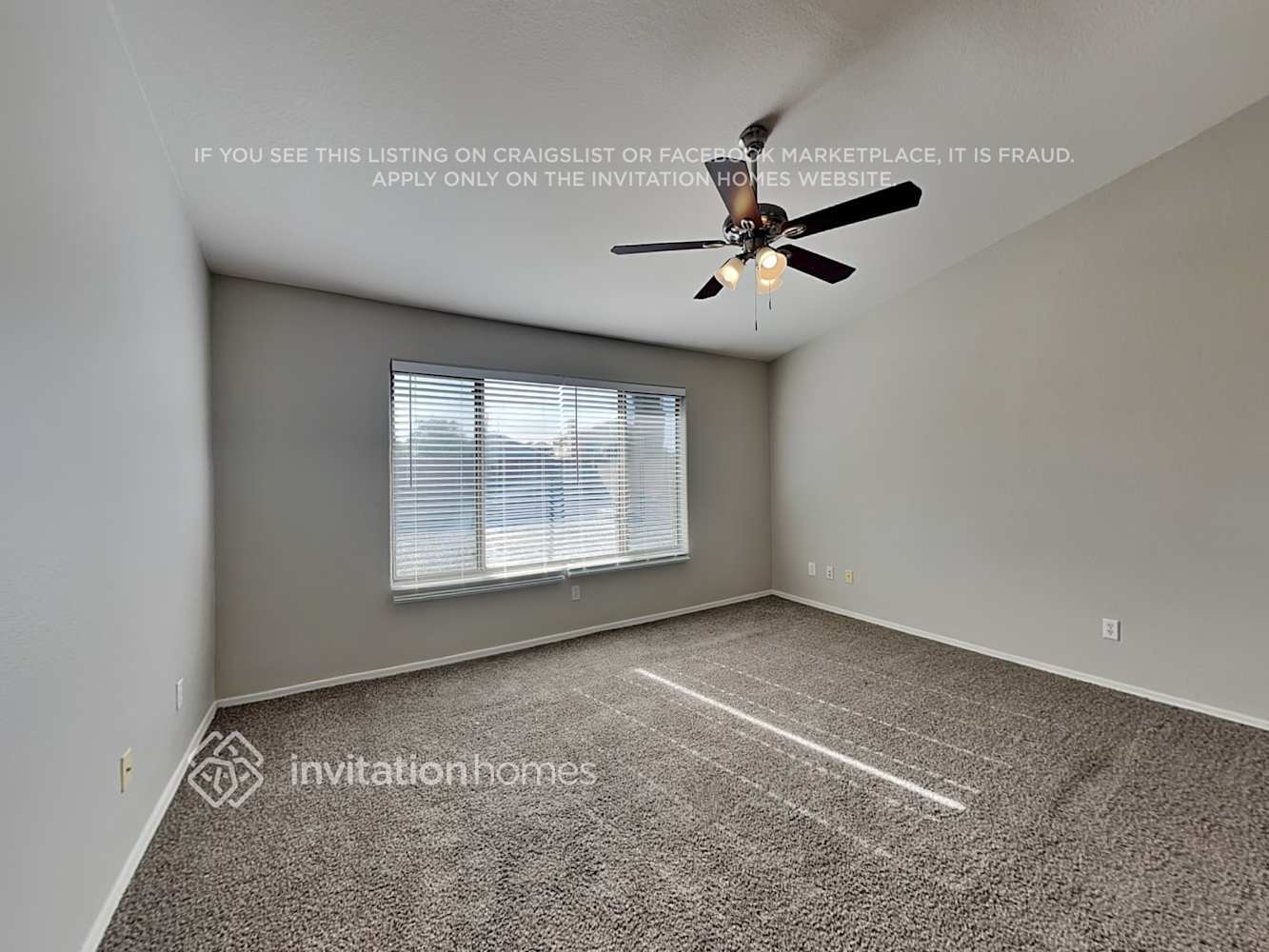 Building Photo - 1655 E Redfield Rd