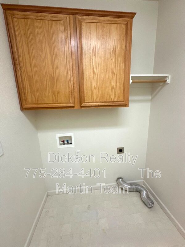 Building Photo - 2662 Pride Dr