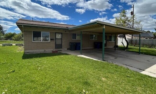 Building Photo - 38923060 - GW