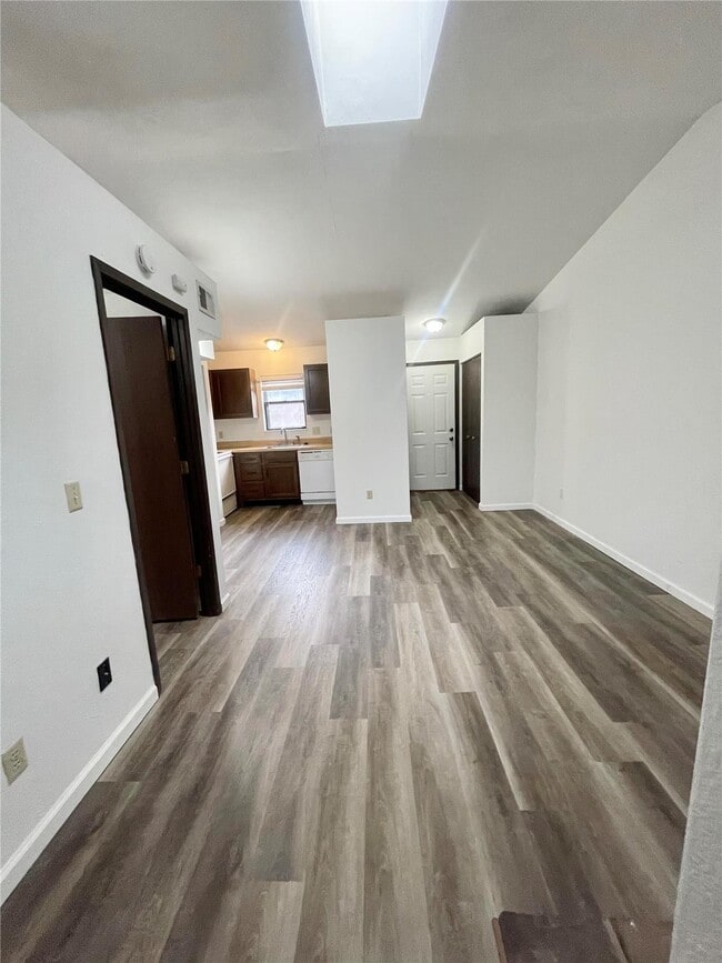 Building Photo - 128 Ashley Dr