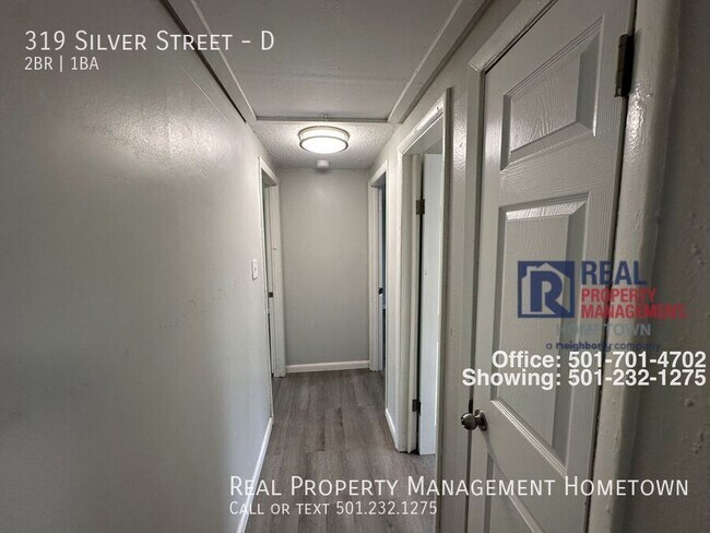 Building Photo - 319 Silver St