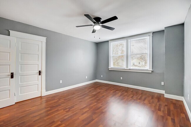 Building Photo - 1706 Sherman Ave