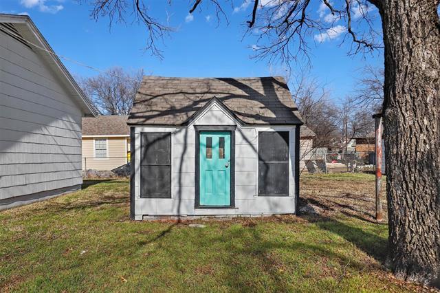 Building Photo - 125 E Tabb St