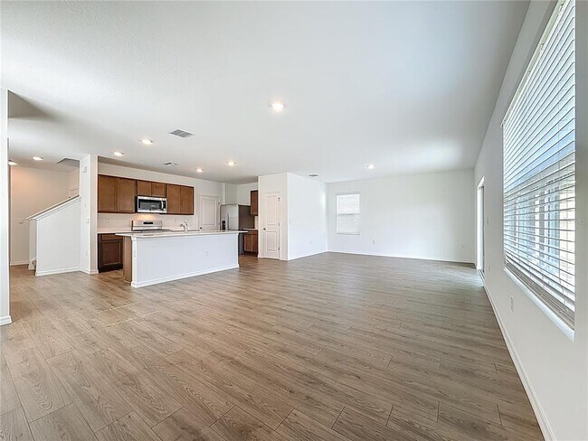 Building Photo - 35541 Kinsey Pt