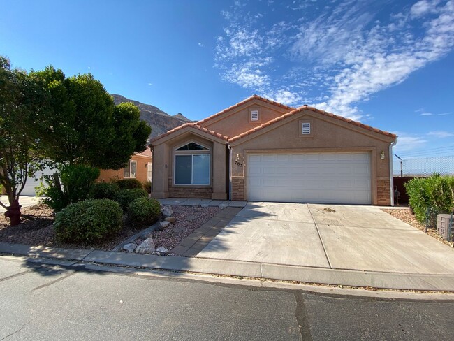 Building Photo - ADORABLE HOUSE FOR RENT IN HURRICANE