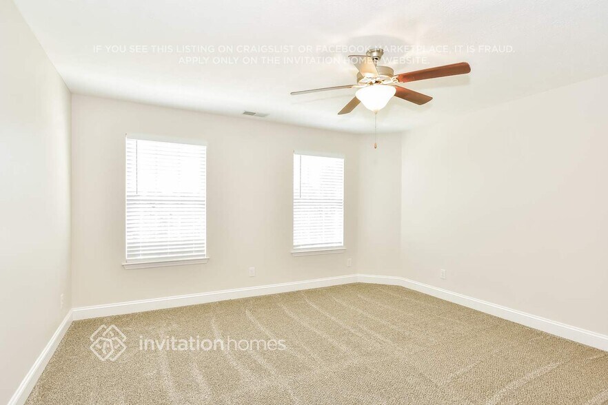 Building Photo - 216 Dimaggio Dr