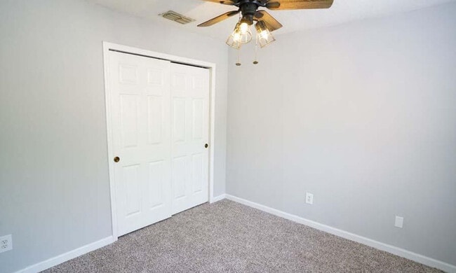 Building Photo - 605 Mount Olympus Blvd