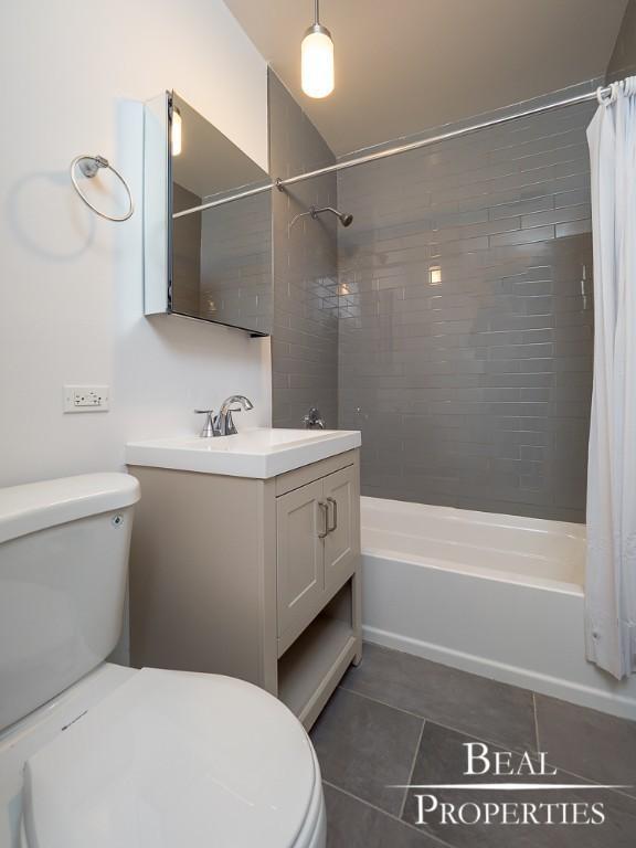 Building Photo - 1 bedroom in WINNETKA IL 60093