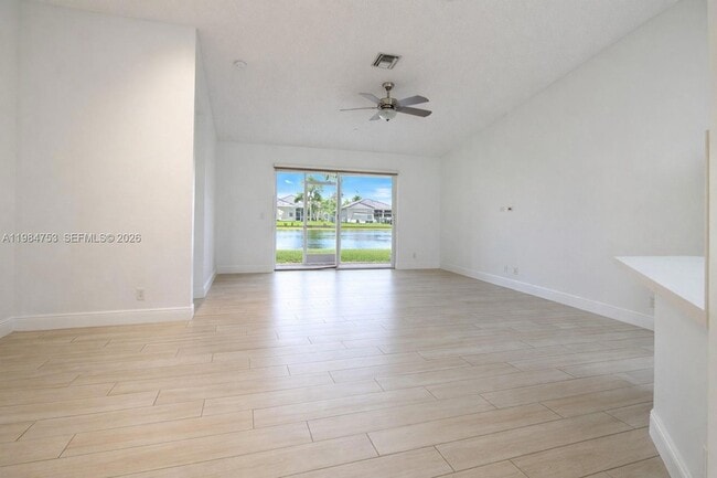 Building Photo - 1918 Andromeda Ln