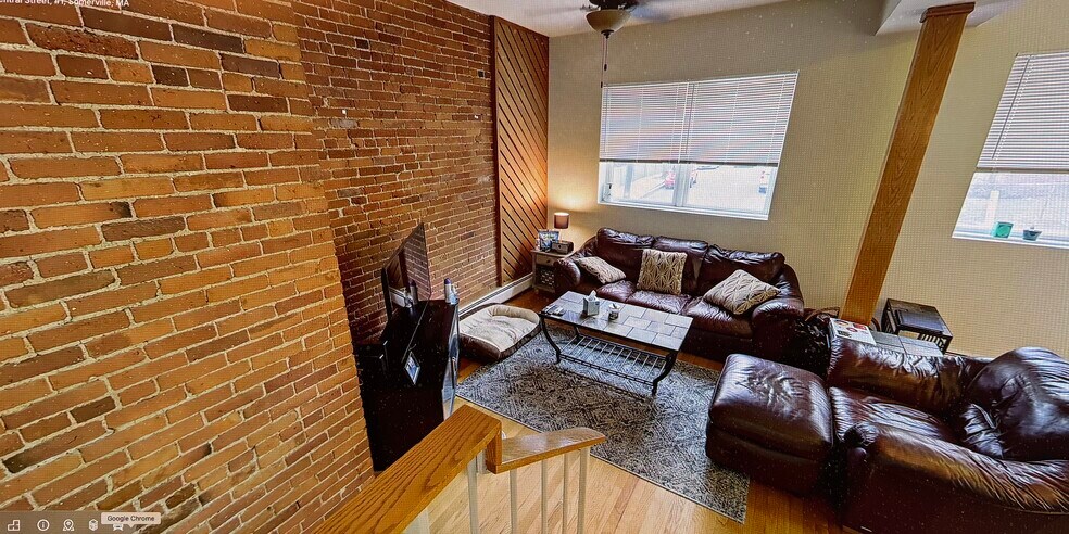 Building Photo - 106 Central St