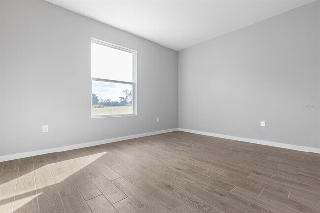 Building Photo - 23 Weymouth Ln