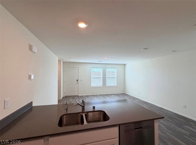 Building Photo - 4980 Apple Mesa Ave