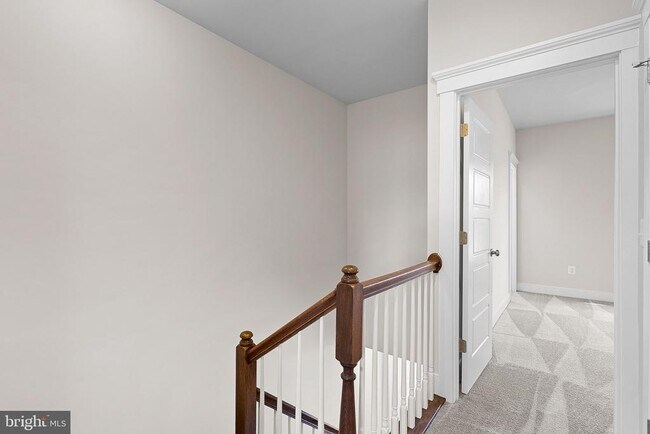 Building Photo - 207 Miles Hawk Terrace