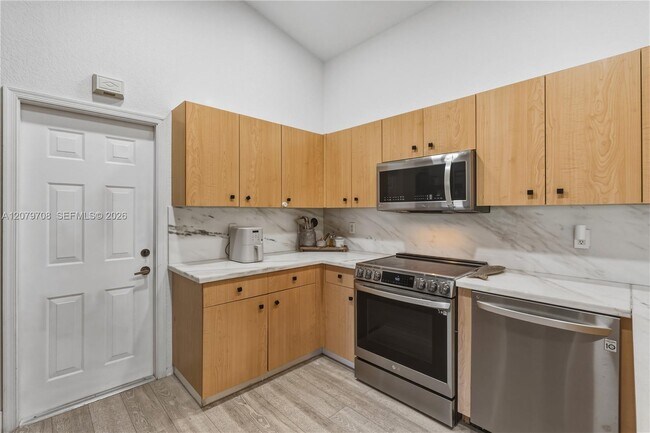 Building Photo - 1416 Canary Island Dr