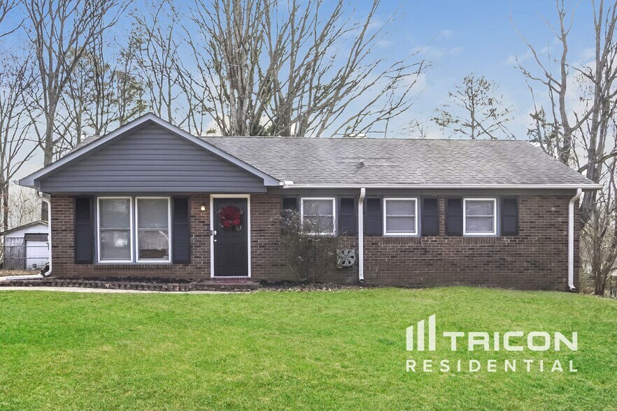 Primary Photo - 5313 Larewood Dr