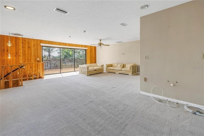 Building Photo - 10073 S Yacht Club Dr