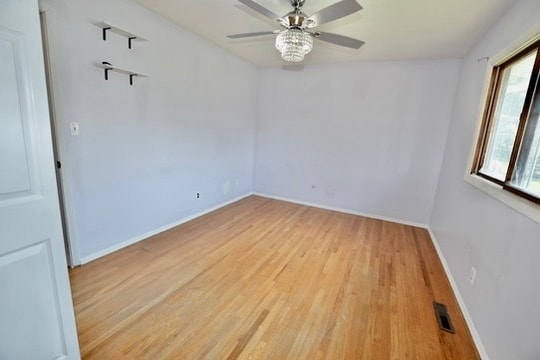 Building Photo - 4703 W Shore Dr