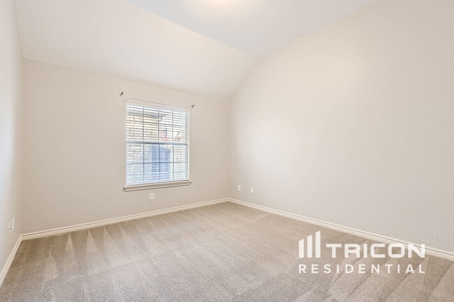 Building Photo - 7100 Brekenridge Dr