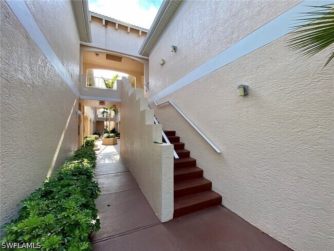 Building Photo - 1096 Woodshire Ln