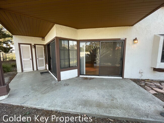 Building Photo - Ground Floor Condo in Paseo De La Costa!