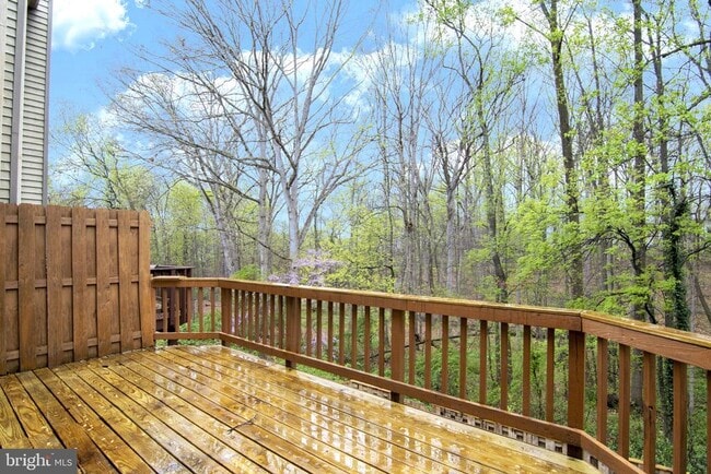 Building Photo - 7222 Lensfield Ct