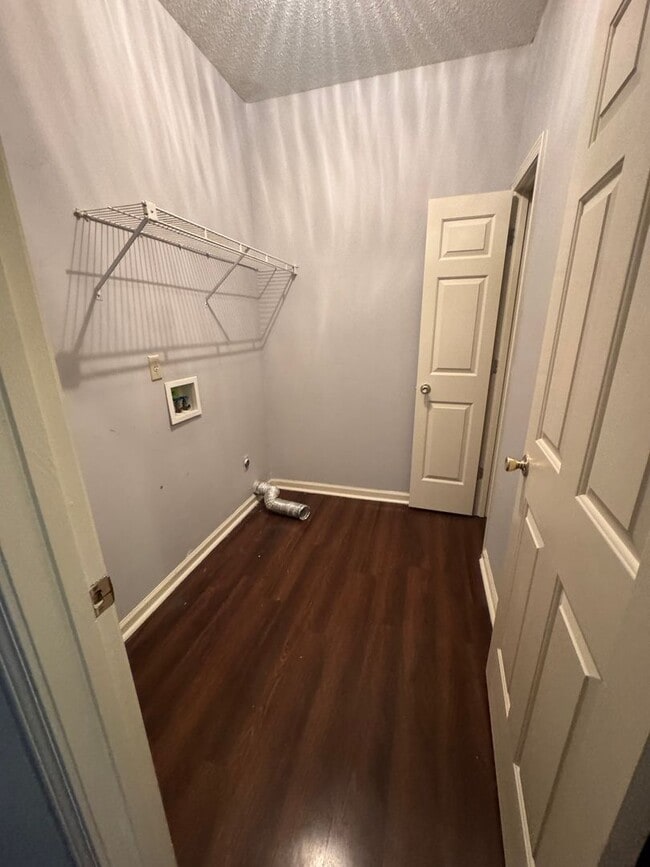 Building Photo - 1271 Brady Hollow Ln